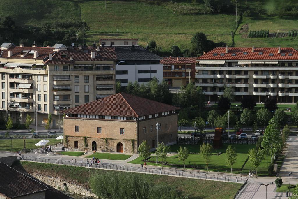 Hotel Dolarea Беасаин Екстериор снимка
